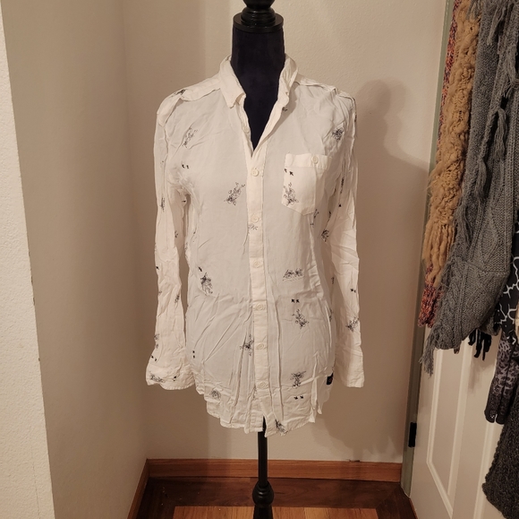 Drop Dead Gremlins button-up - Picture 1 of 4